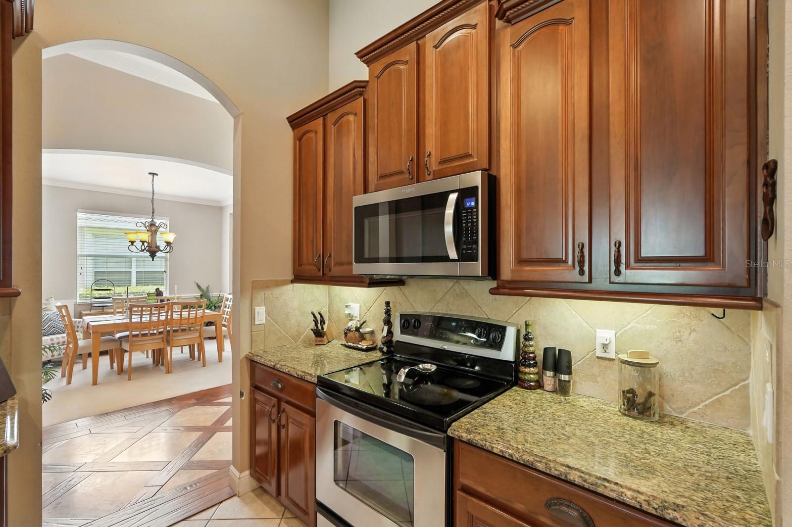 Image 14 of 45 For 836 Wood Briar Loop