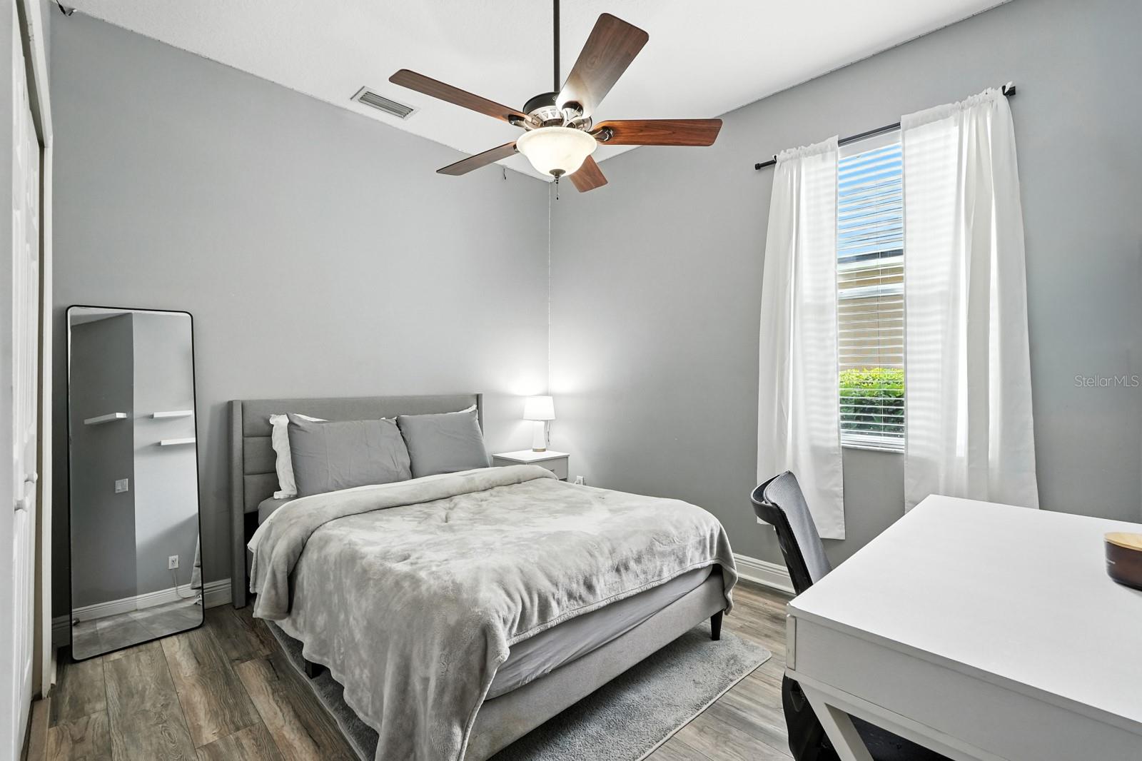 Image 23 of 45 For 836 Wood Briar Loop