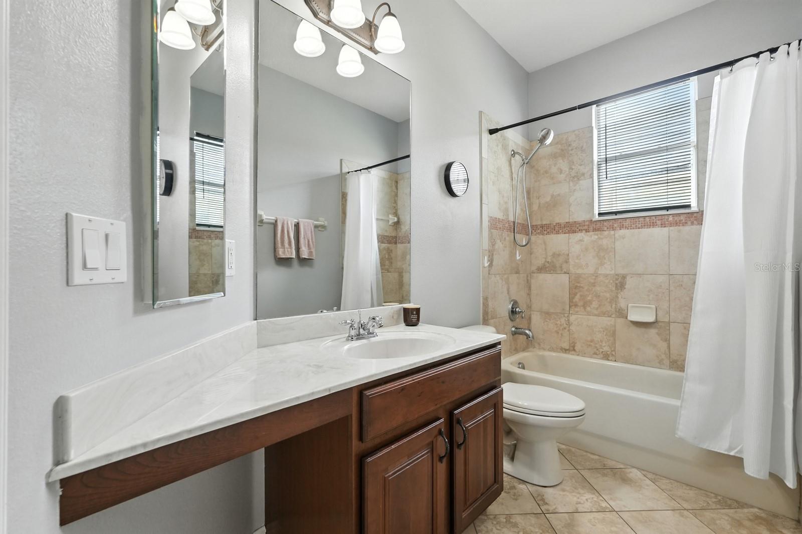 Image 31 of 45 For 836 Wood Briar Loop