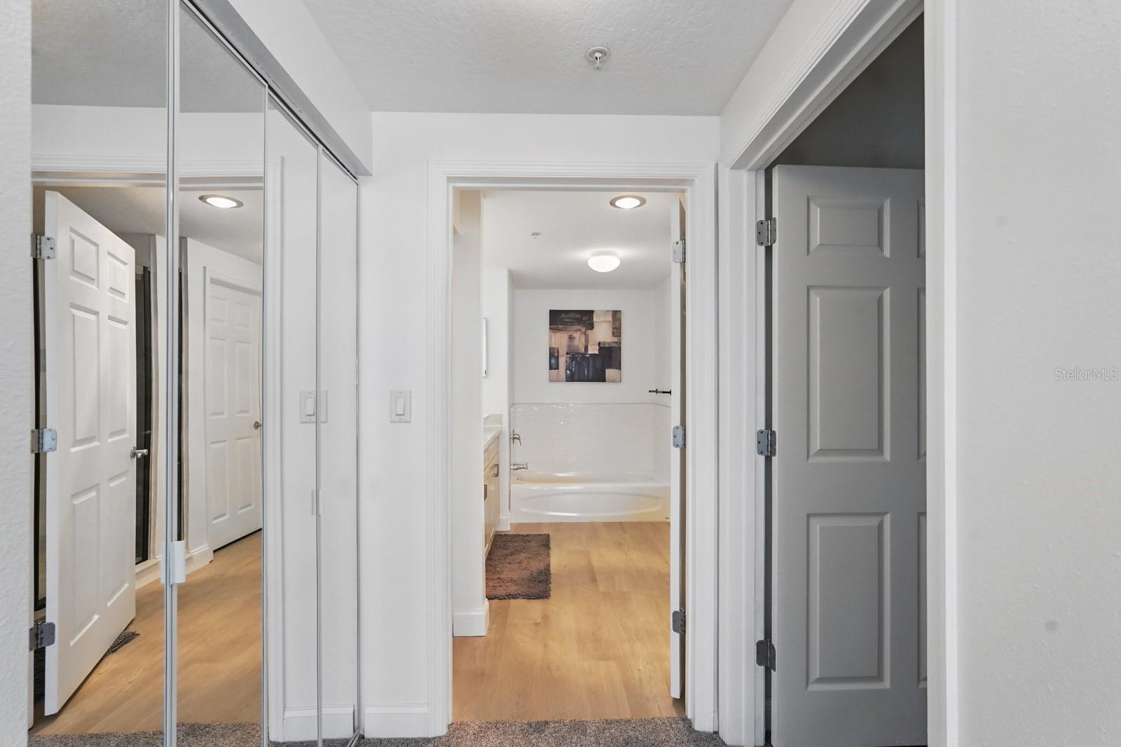 Image 12 of 25 For 80 Surfview Drive 511