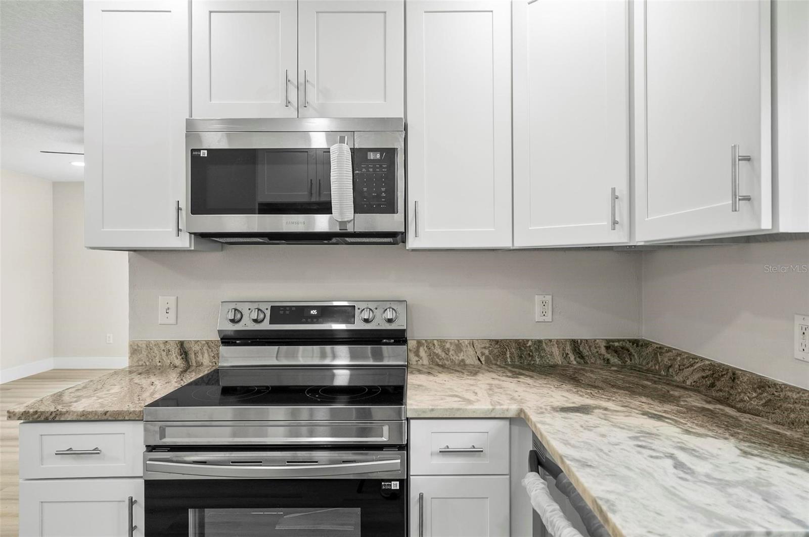 Image 6 of 21 For 123 Rae Drive A