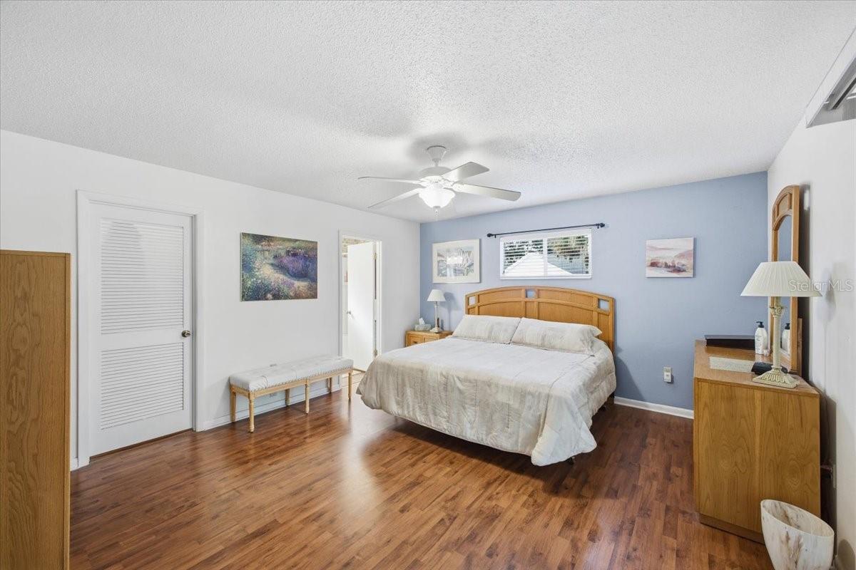 Image 27 of 63 For 506 Galloway Court