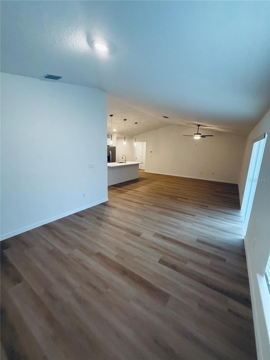 Image 8 of 36 For 12 Slipper Flower Path E