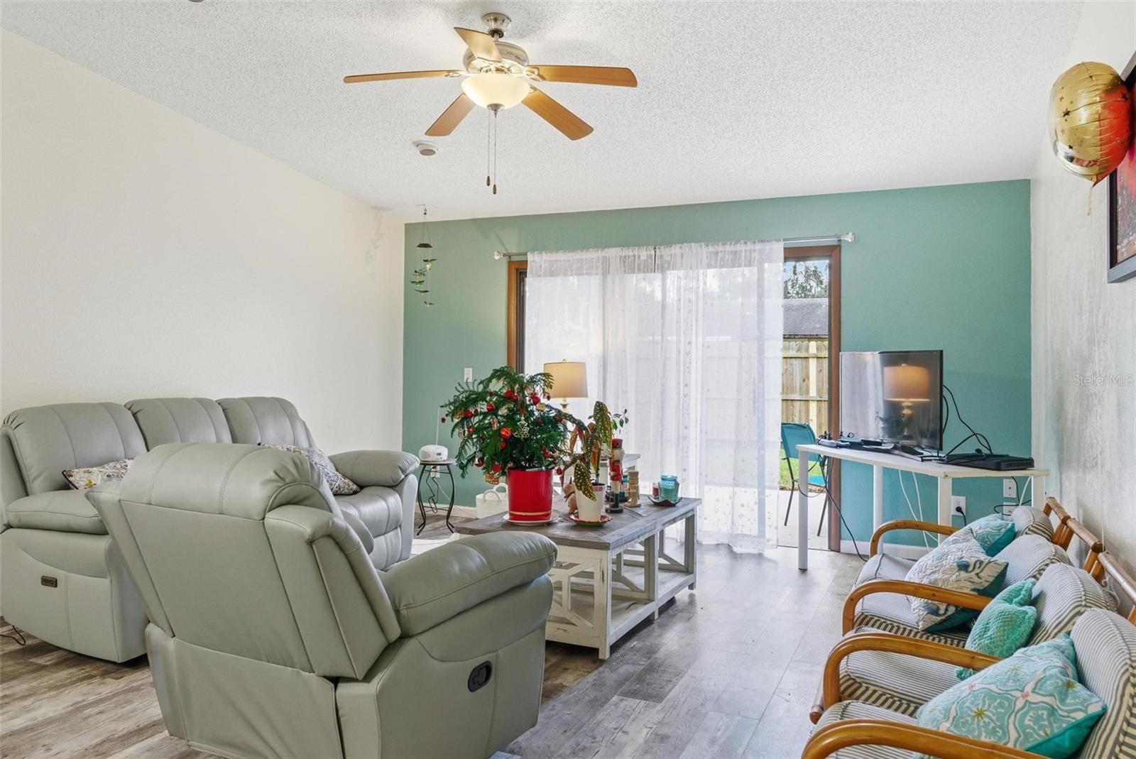 Image 12 of 36 For 1304 Bond Street