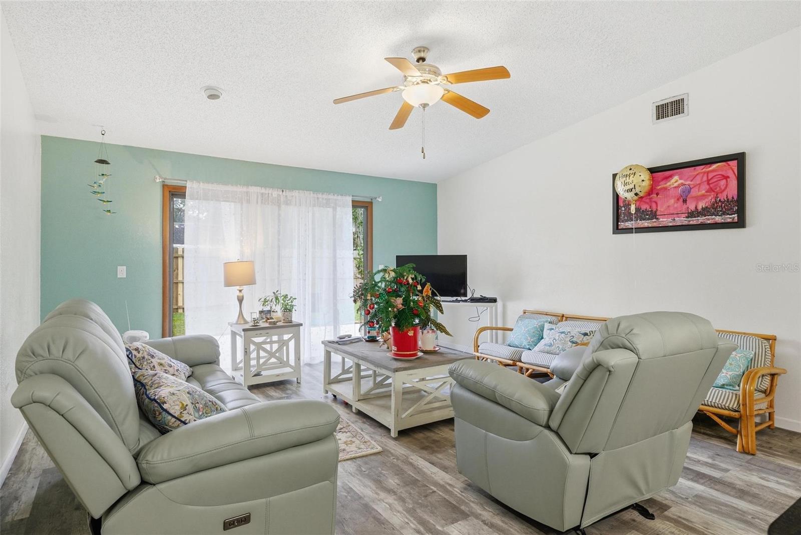 Image 13 of 36 For 1304 Bond Street