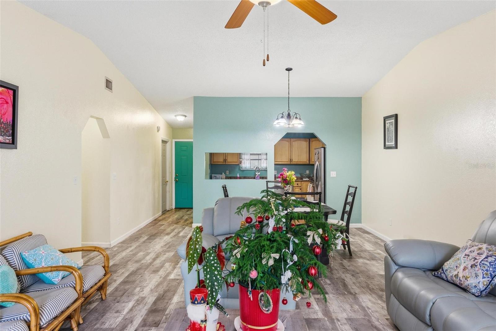 Image 15 of 36 For 1304 Bond Street