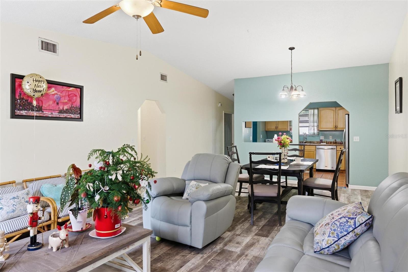 Image 6 of 36 For 1304 Bond Street