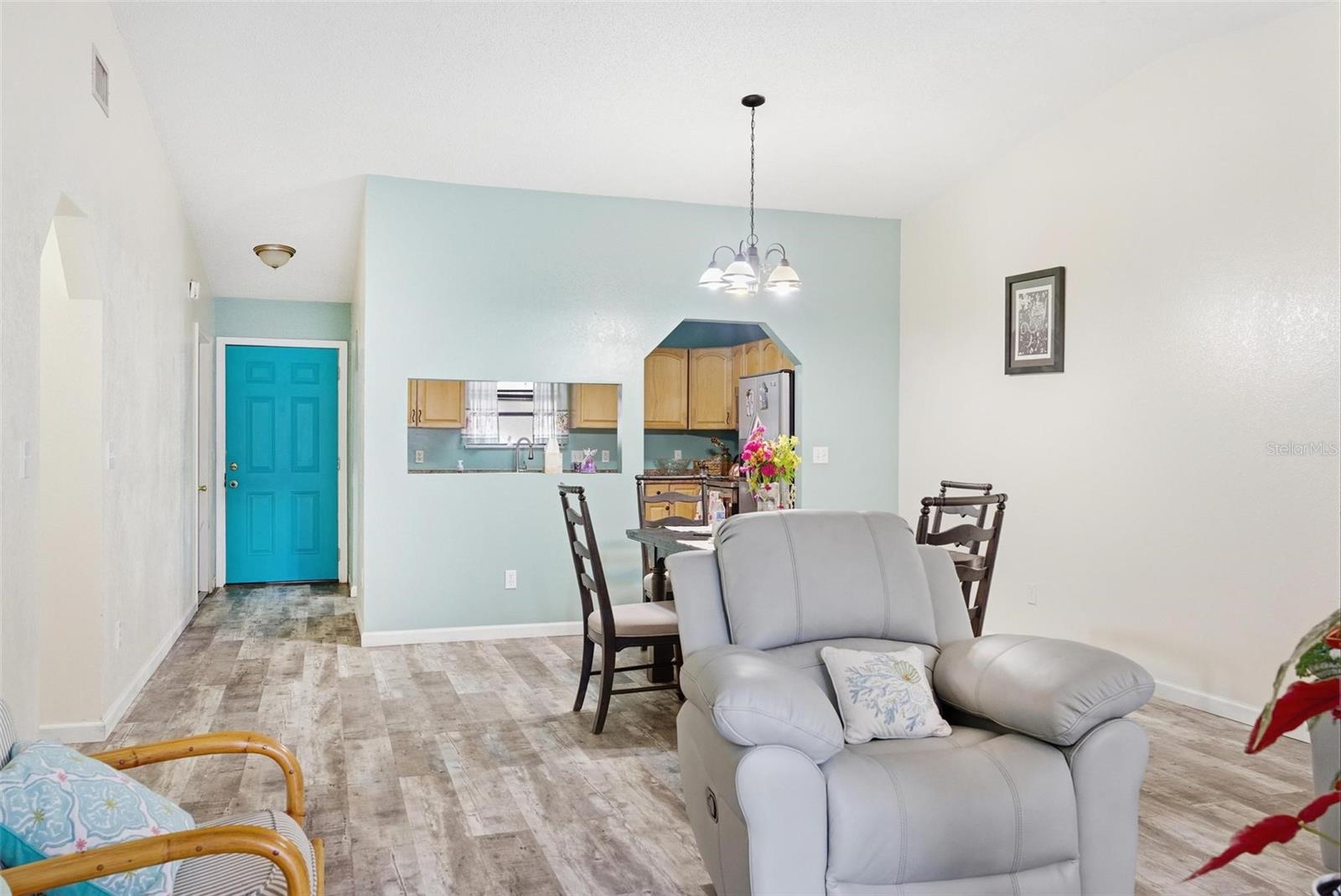 Image 7 of 36 For 1304 Bond Street