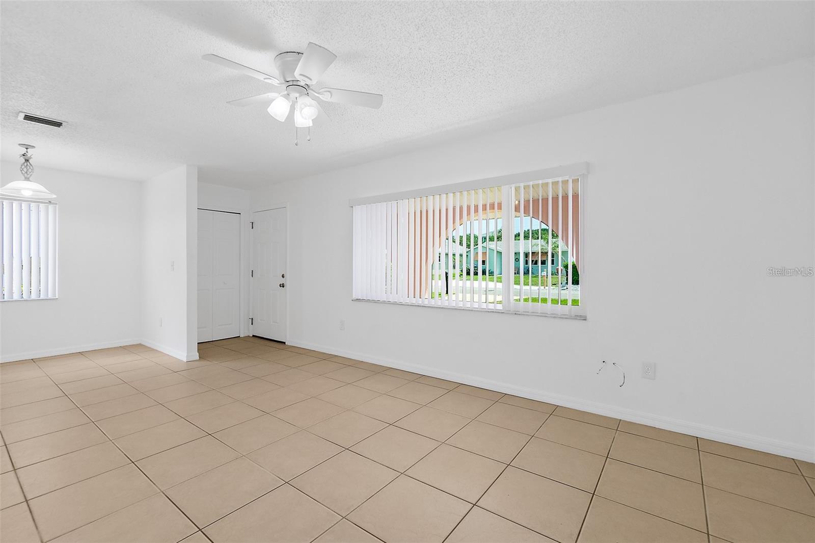 Image 7 of 23 For 2258 Daytona Avenue B