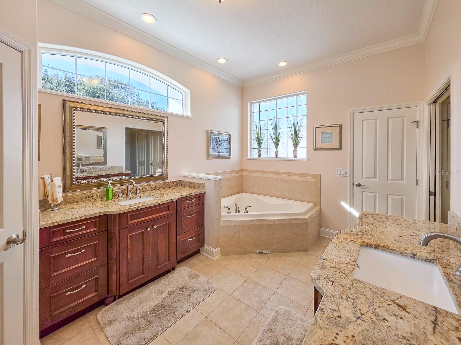 Image 43 of 64 For 119 Riverwalk Drive