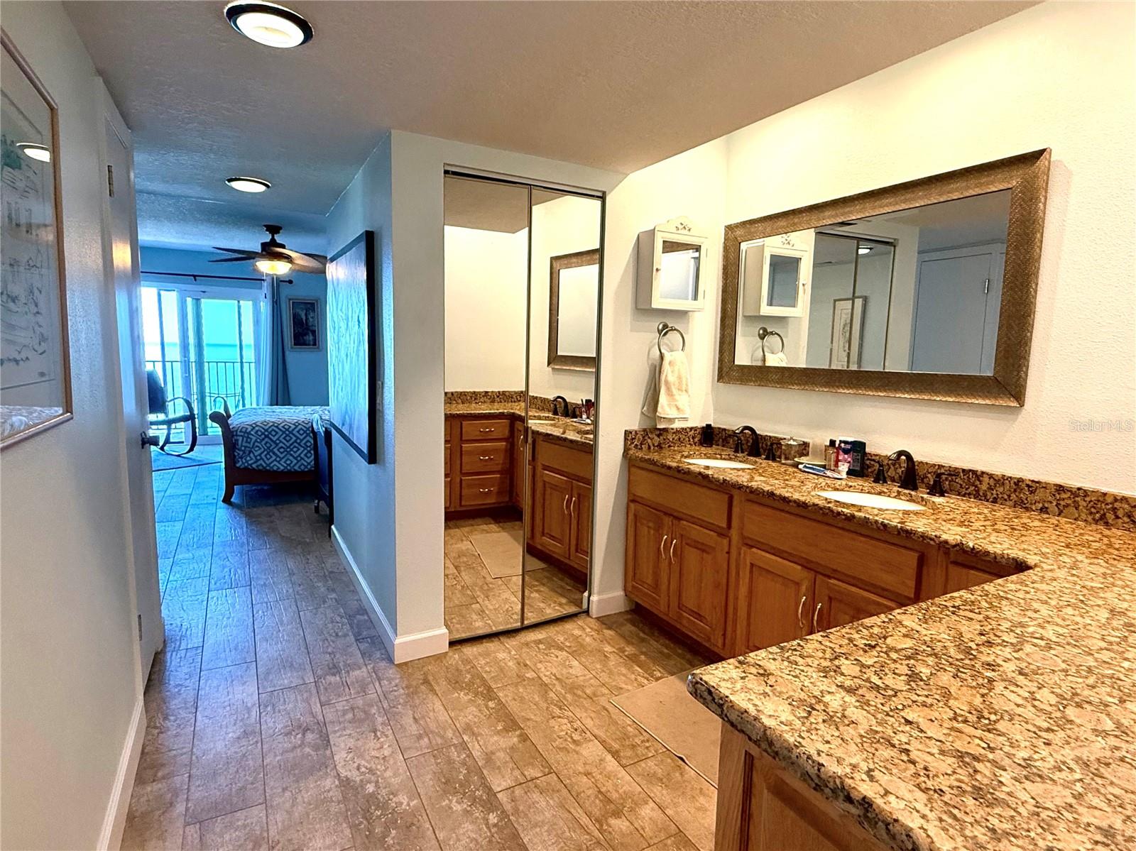 Image 20 of 33 For 423 Mariner Drive 423