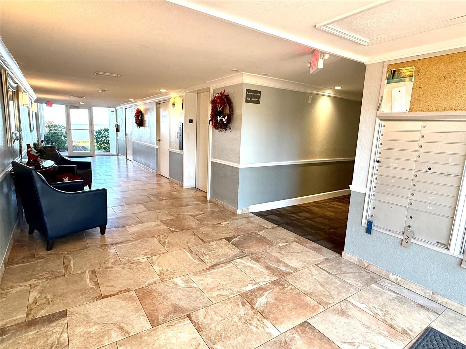 Image 26 of 33 For 423 Mariner Drive 423