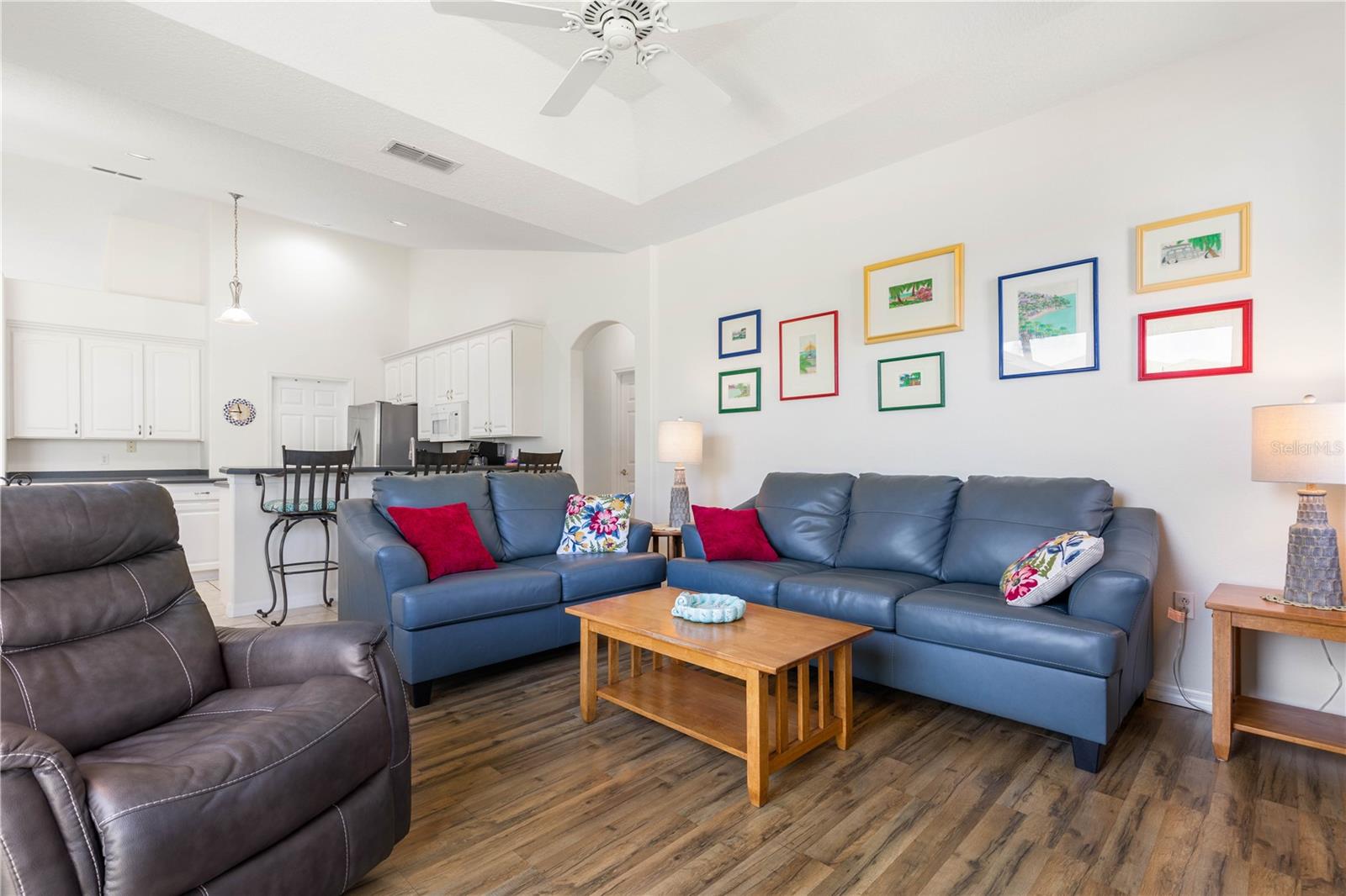 Image 19 of 69 For 19 Deerwood Street