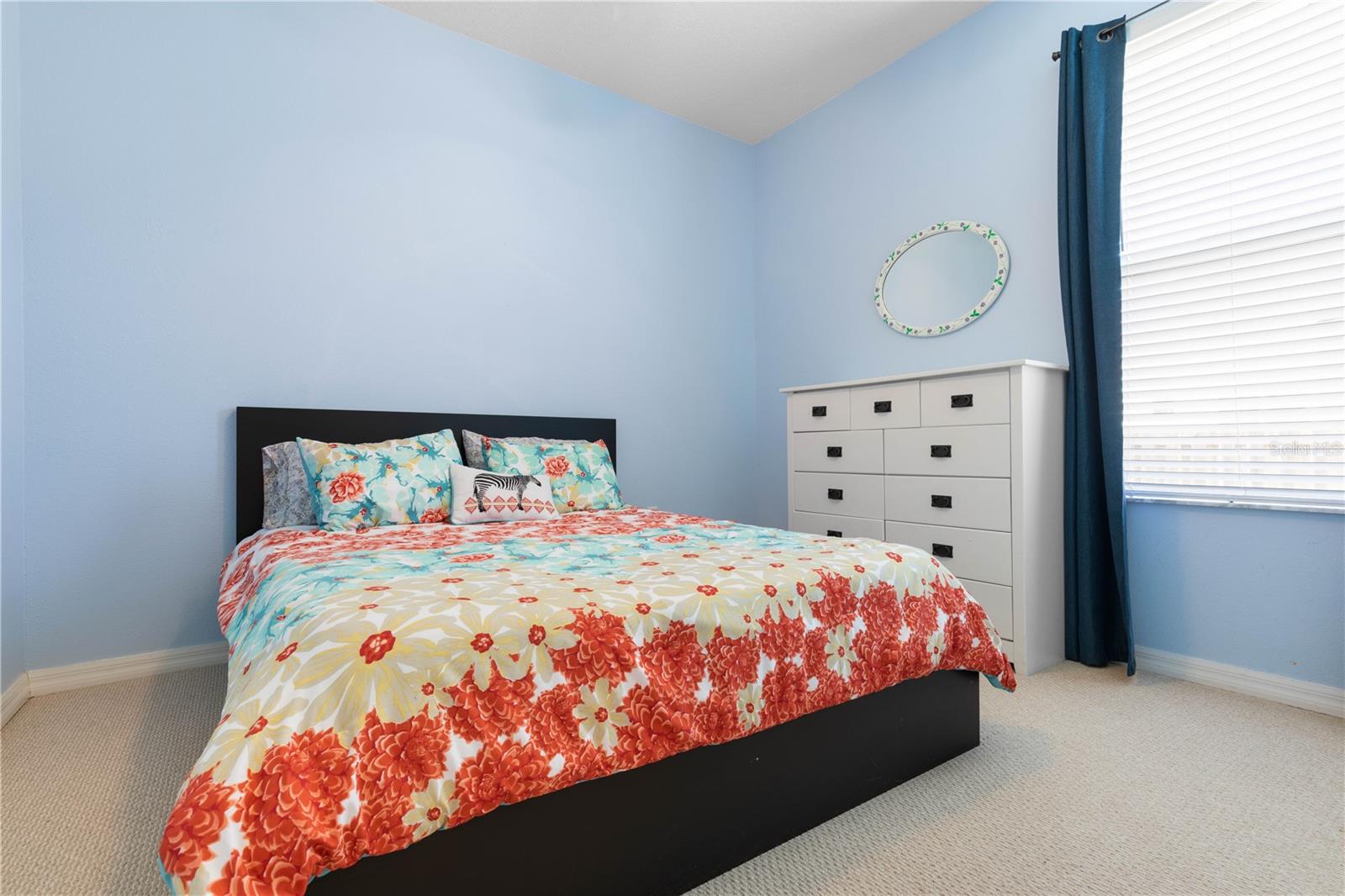 Image 25 of 69 For 19 Deerwood Street