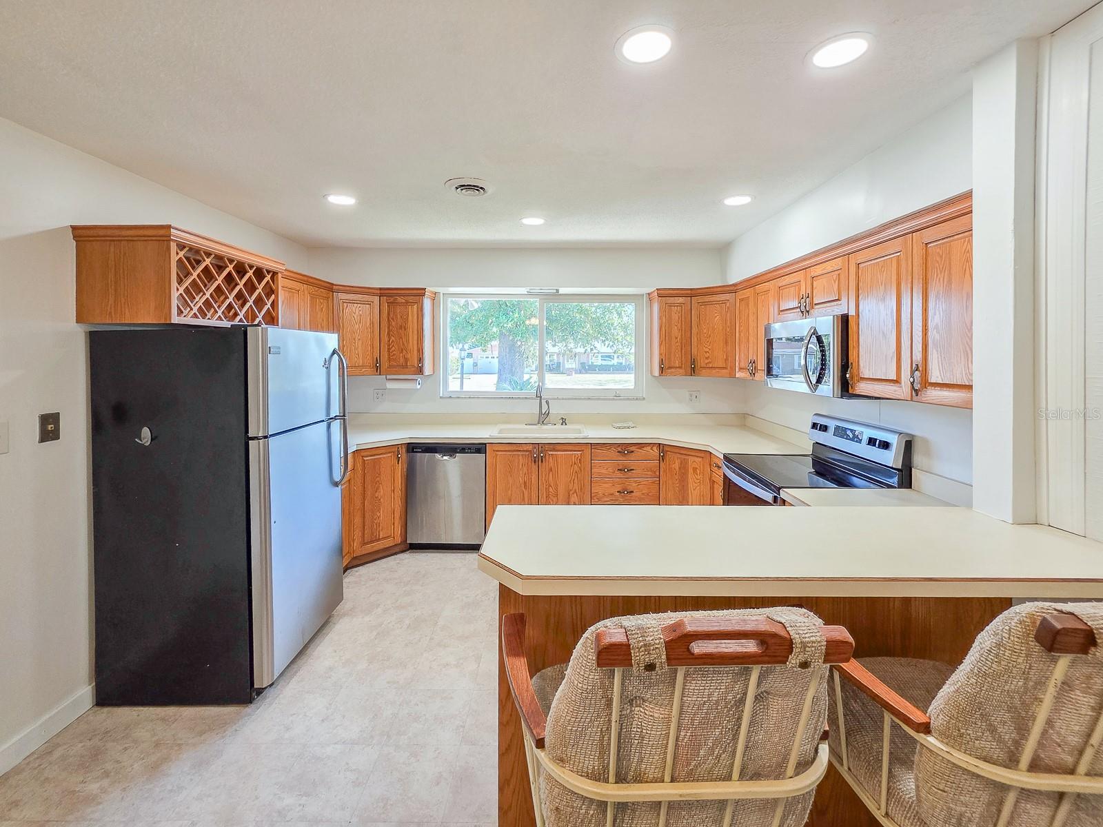 Image 12 of 32 For 22 St Andrews Drive