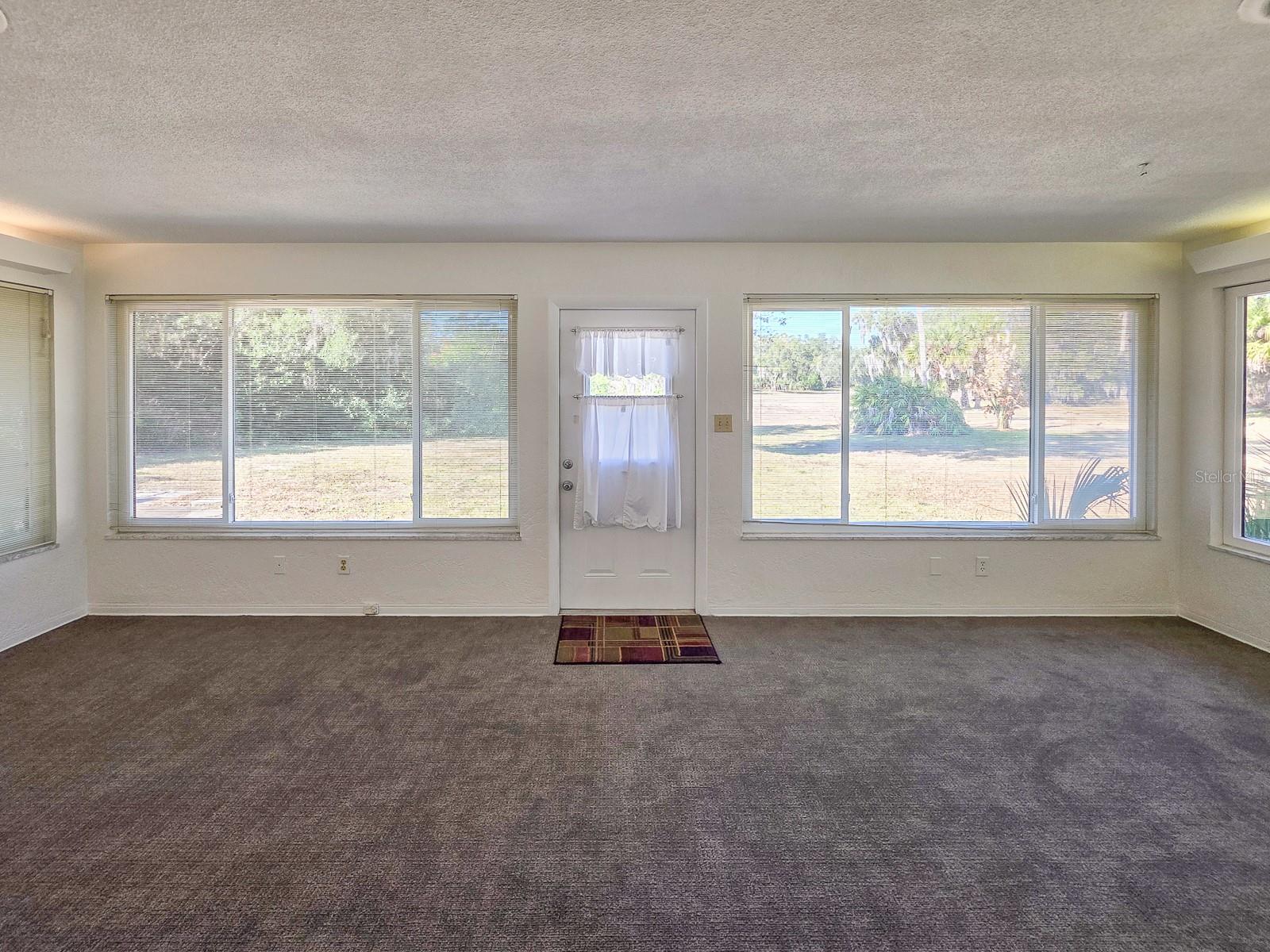 Image 19 of 32 For 22 St Andrews Drive