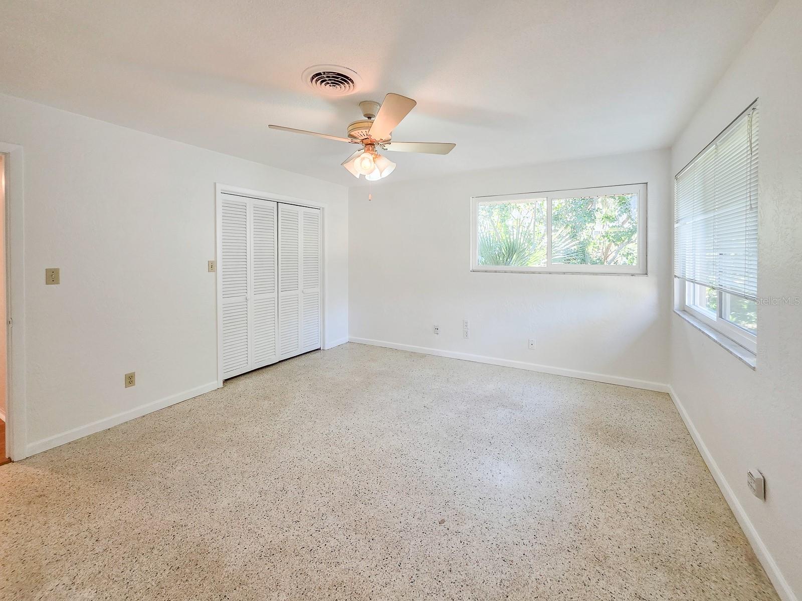 Image 26 of 32 For 22 St Andrews Drive