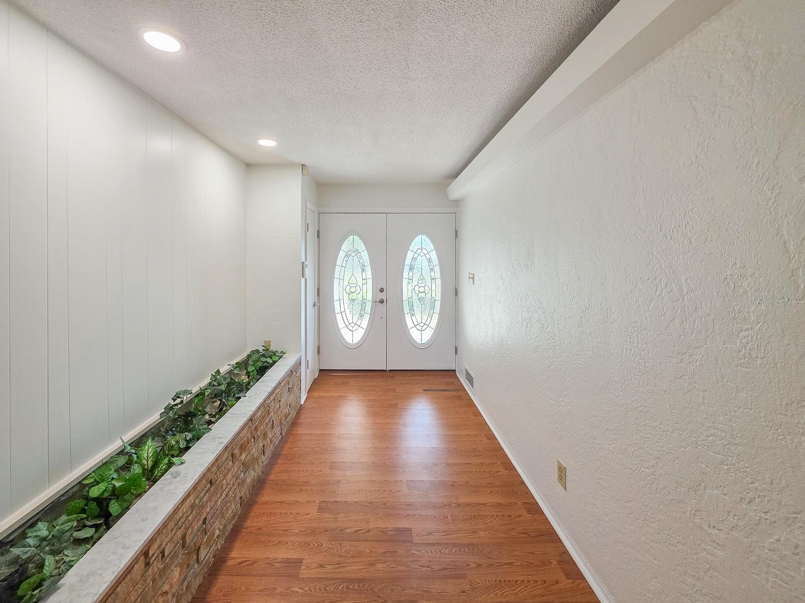 Image 6 of 32 For 22 St Andrews Drive