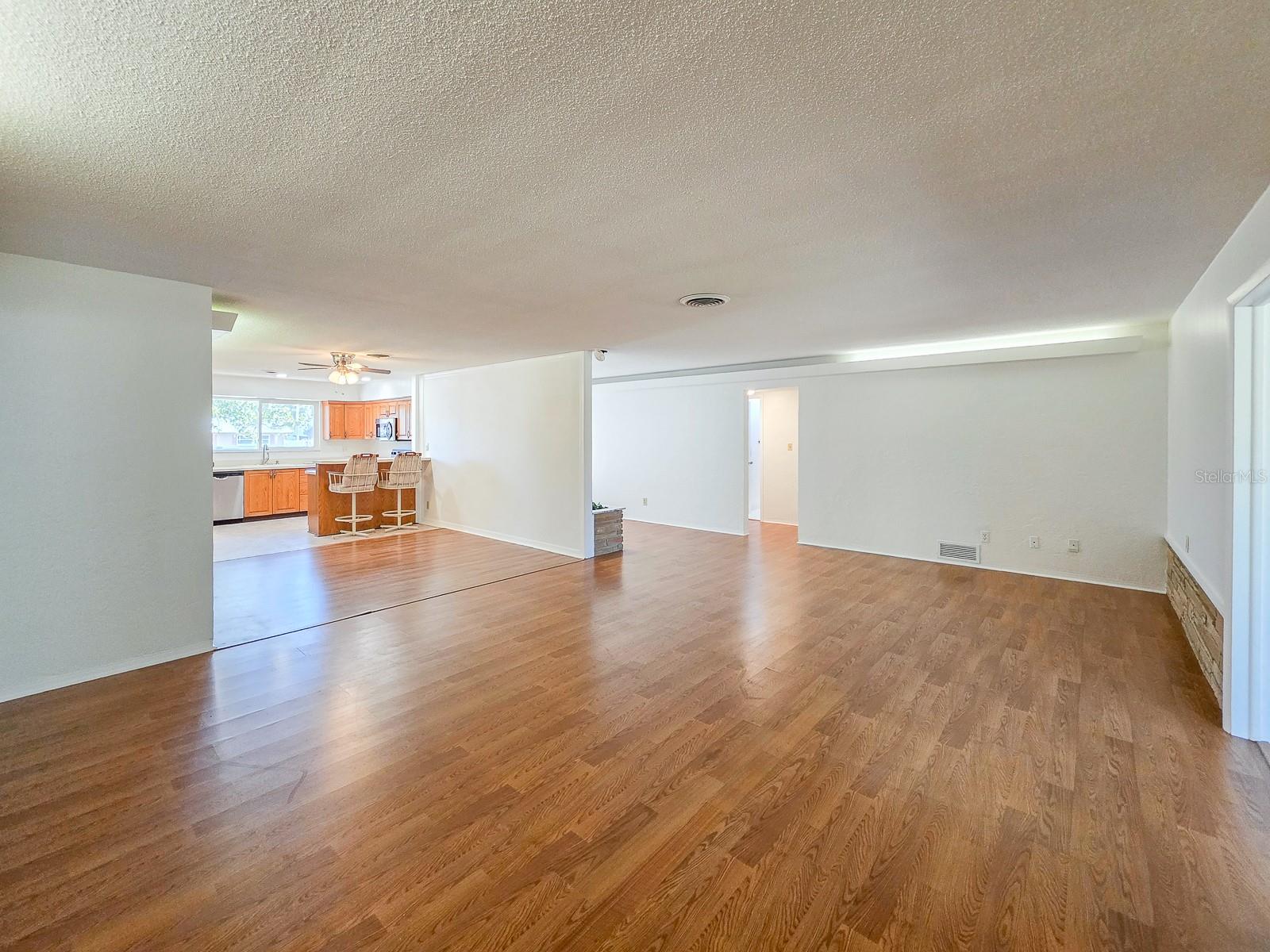 Image 9 of 32 For 22 St Andrews Drive