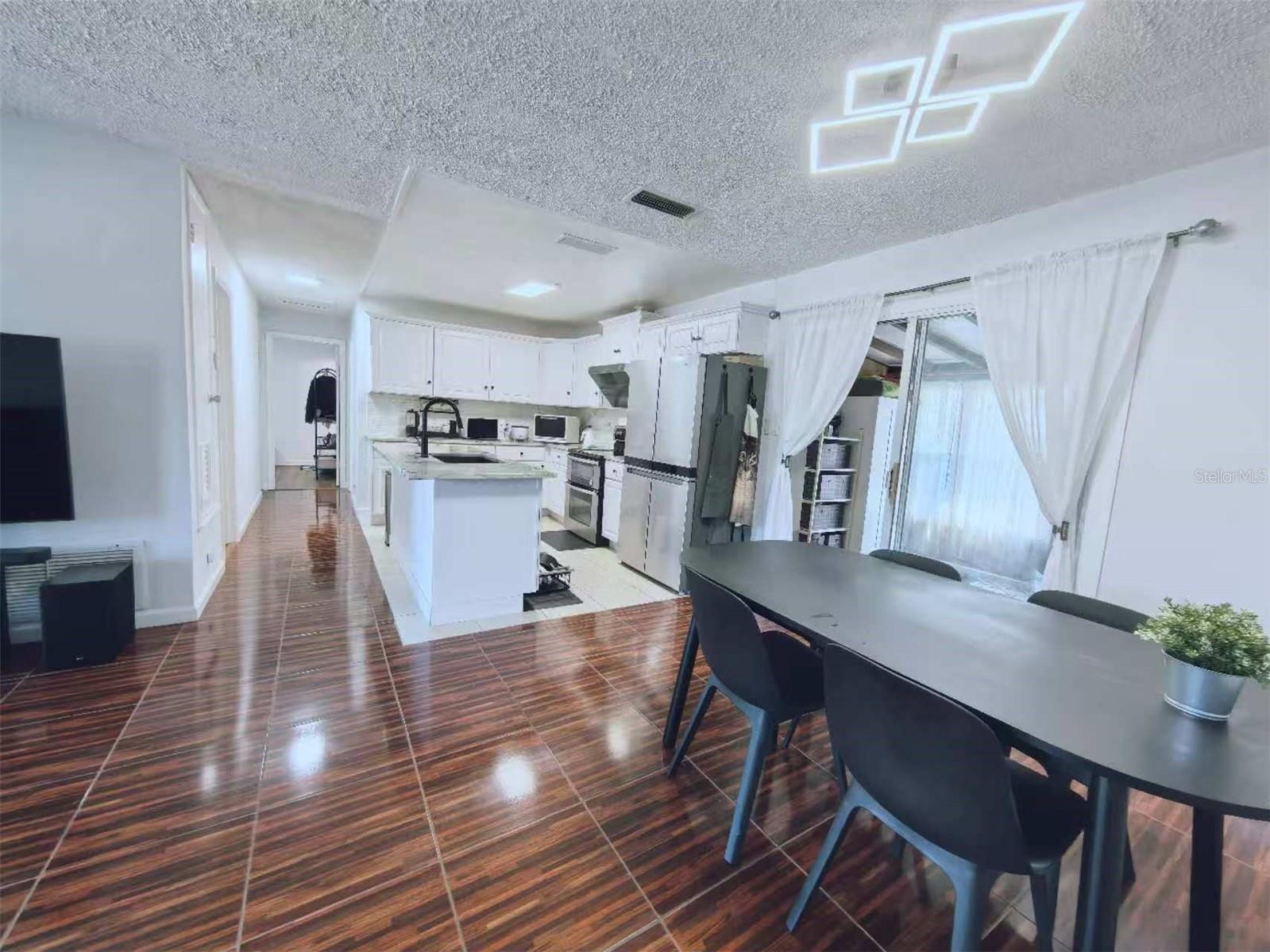 Image 3 of 42 For 1363 Rockhill Street