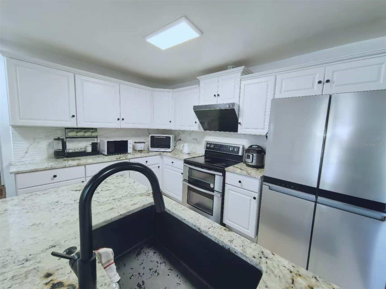 Image 7 of 42 For 1363 Rockhill Street