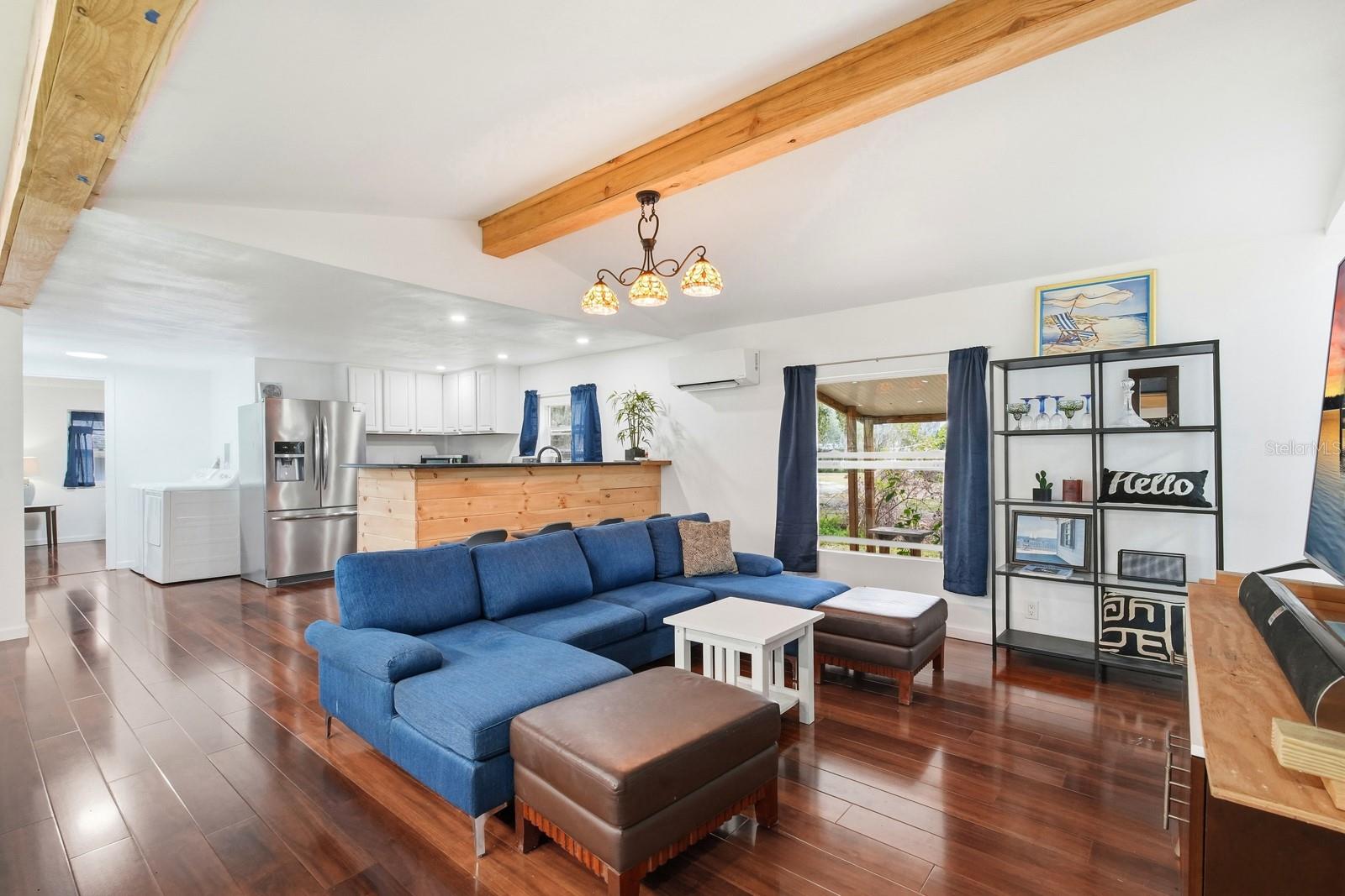 Image 11 of 39 For 105 Major Lane