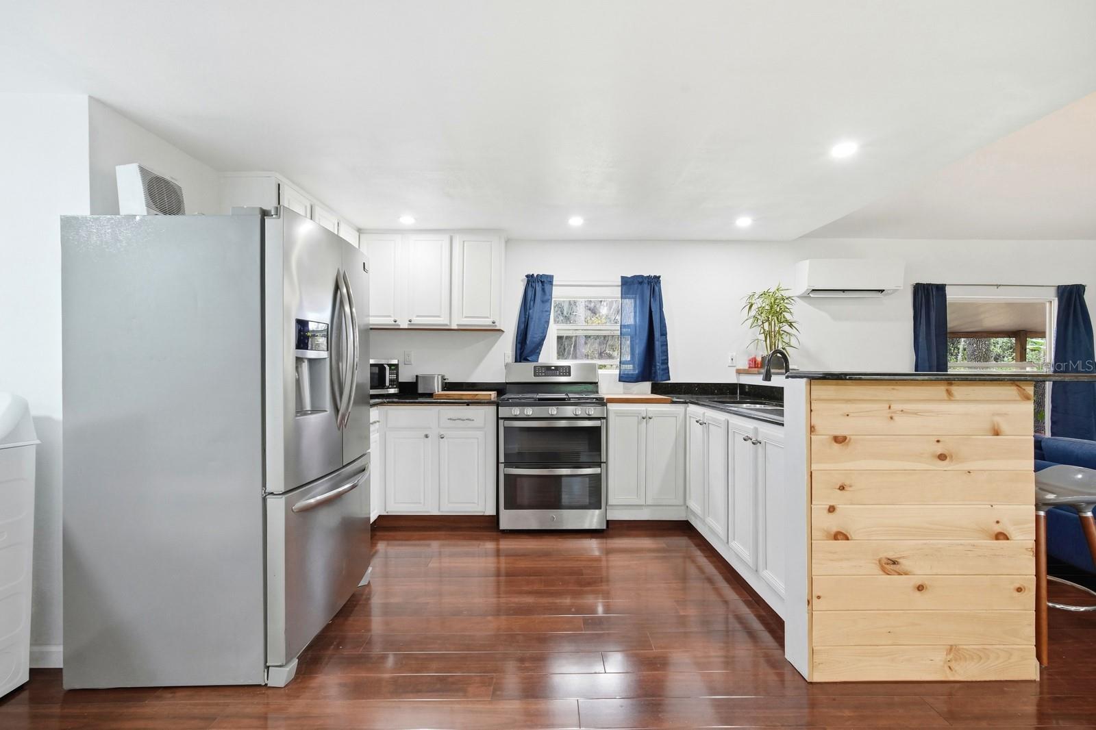 Image 12 of 39 For 105 Major Lane