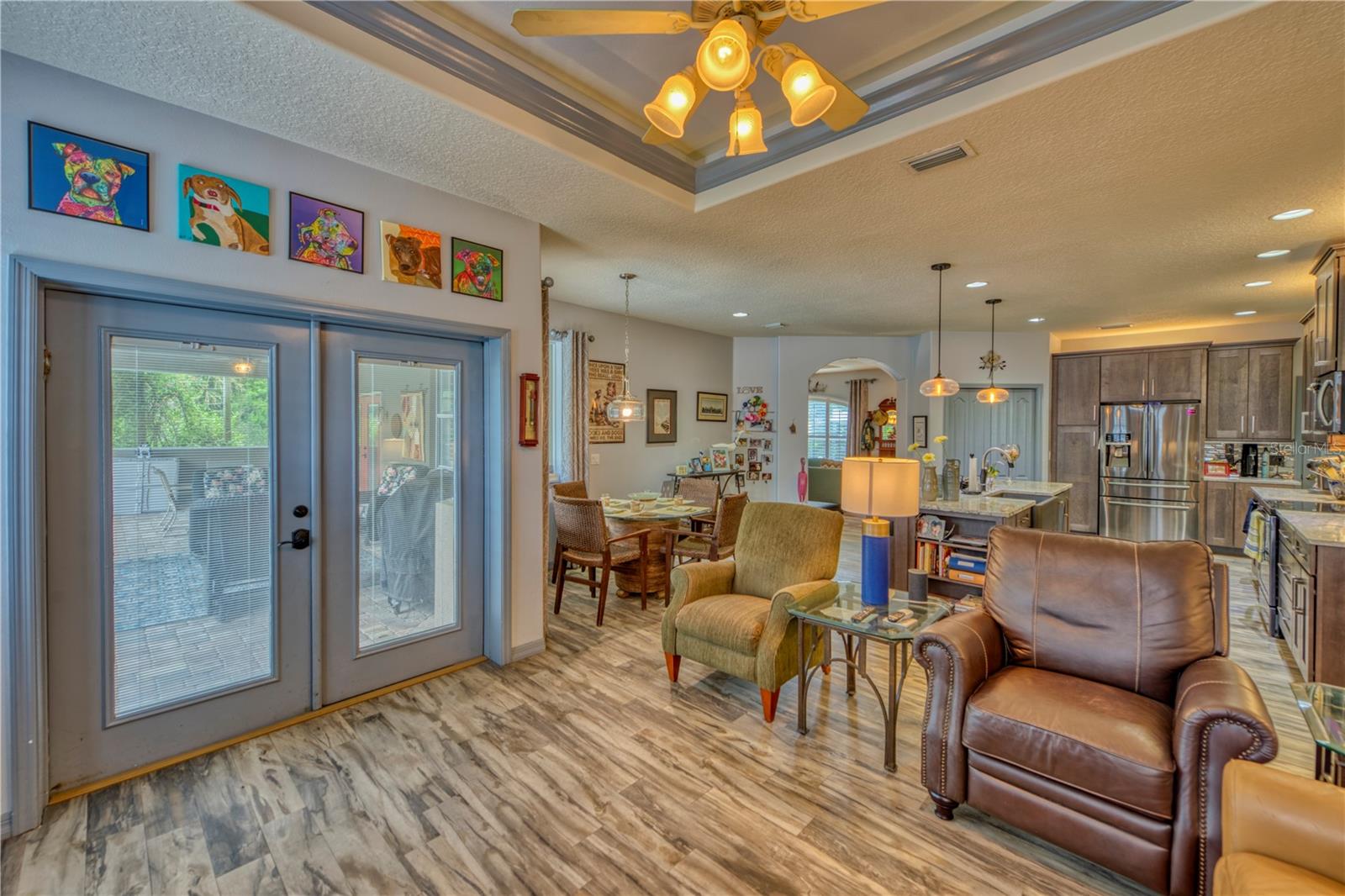 Image 42 of 44 For 2 Waves Place