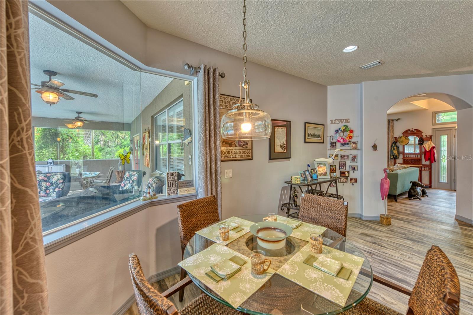 Image 43 of 44 For 2 Waves Place