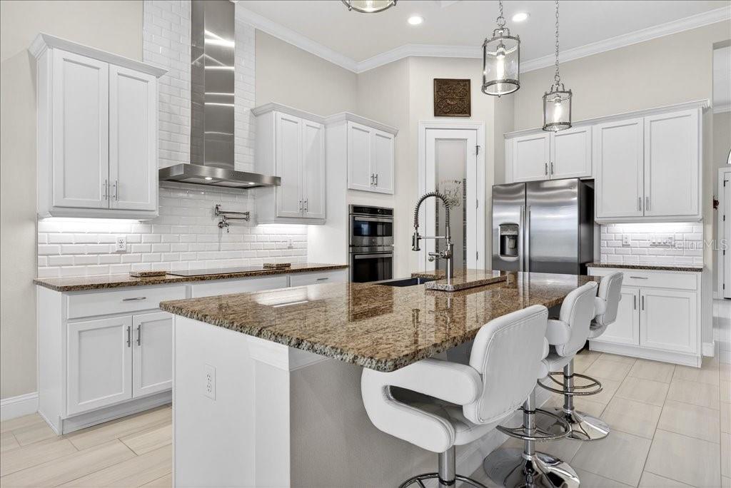 Image 15 of 62 For 431 Bourganville Drive