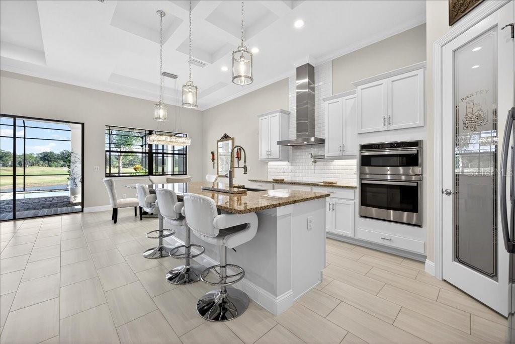 Image 16 of 62 For 431 Bourganville Drive