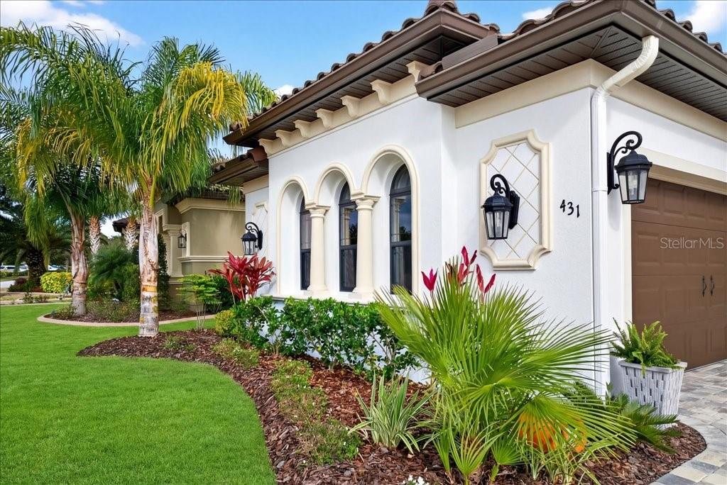 Image 3 of 62 For 431 Bourganville Drive