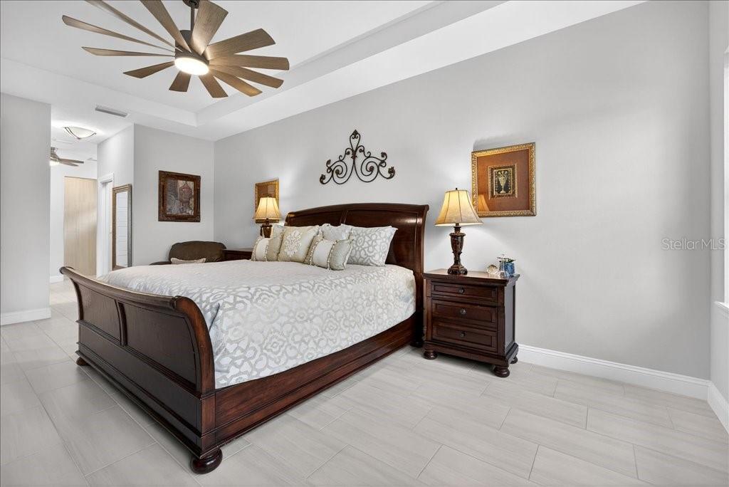 Image 40 of 62 For 431 Bourganville Drive