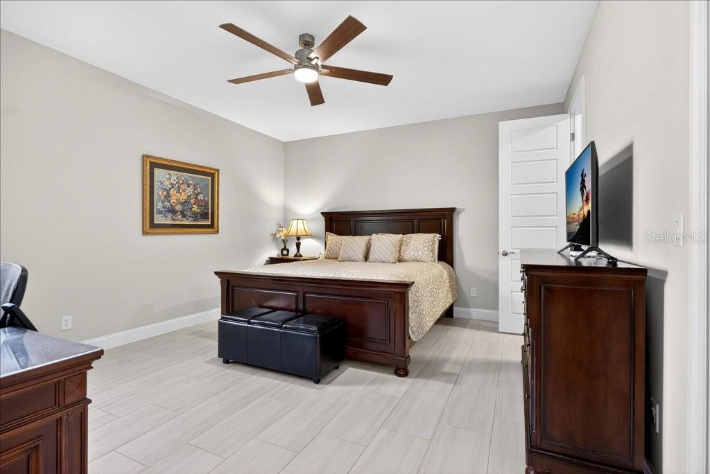 Image 45 of 62 For 431 Bourganville Drive