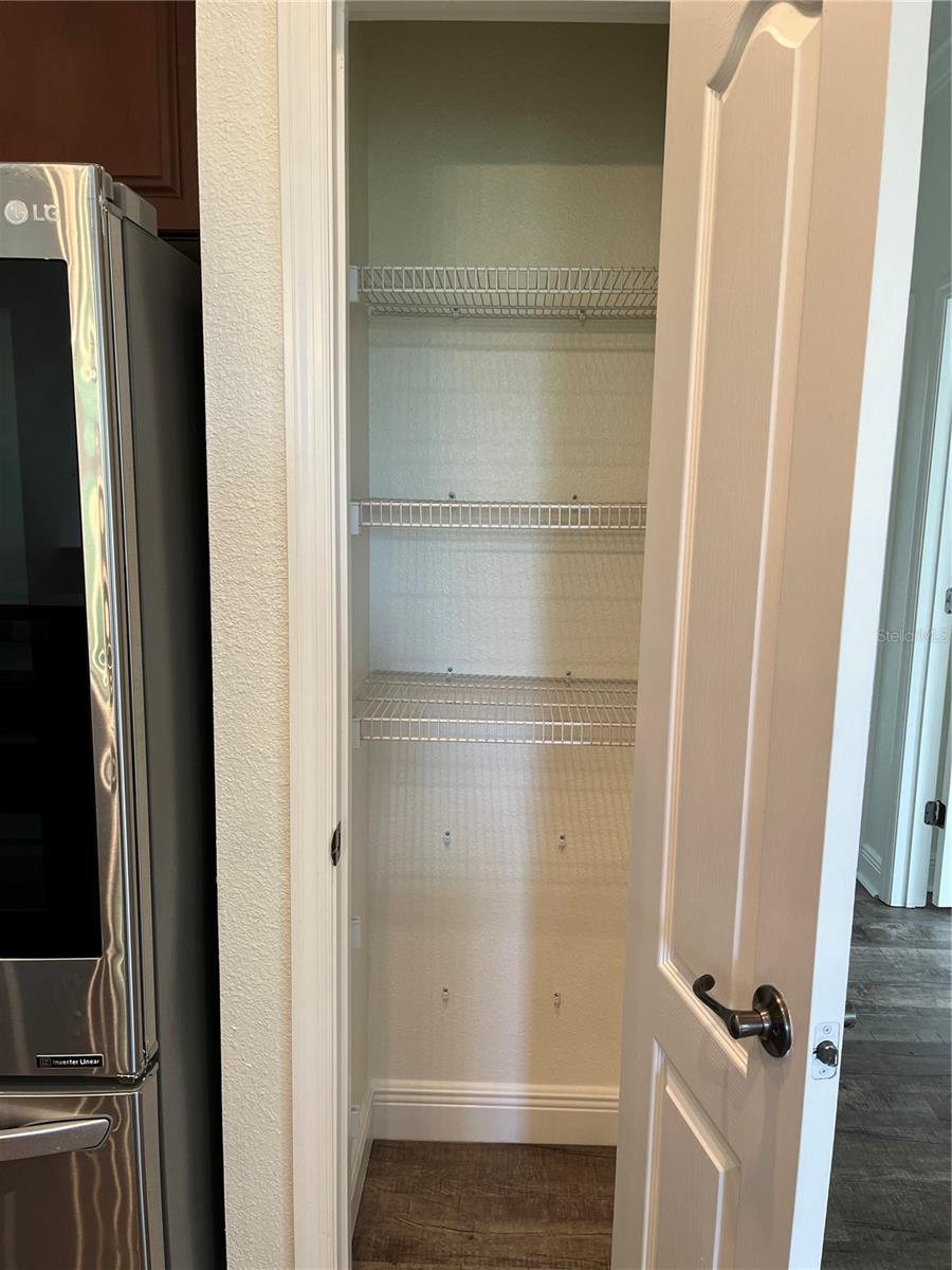 Image 18 of 29 For 200 Riverview Bend 921