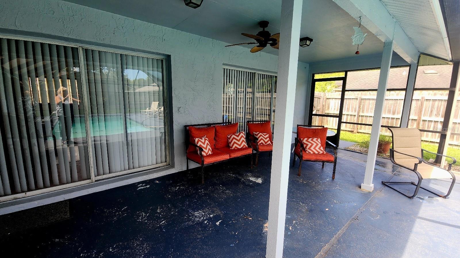 Image 16 of 20 For 10 Blackfoot Court