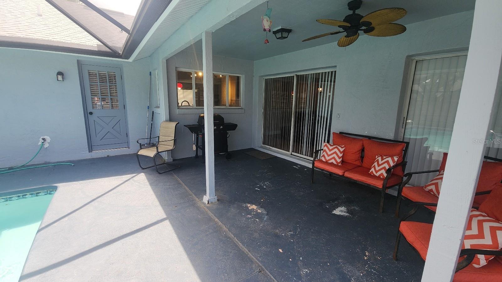 Image 17 of 20 For 10 Blackfoot Court