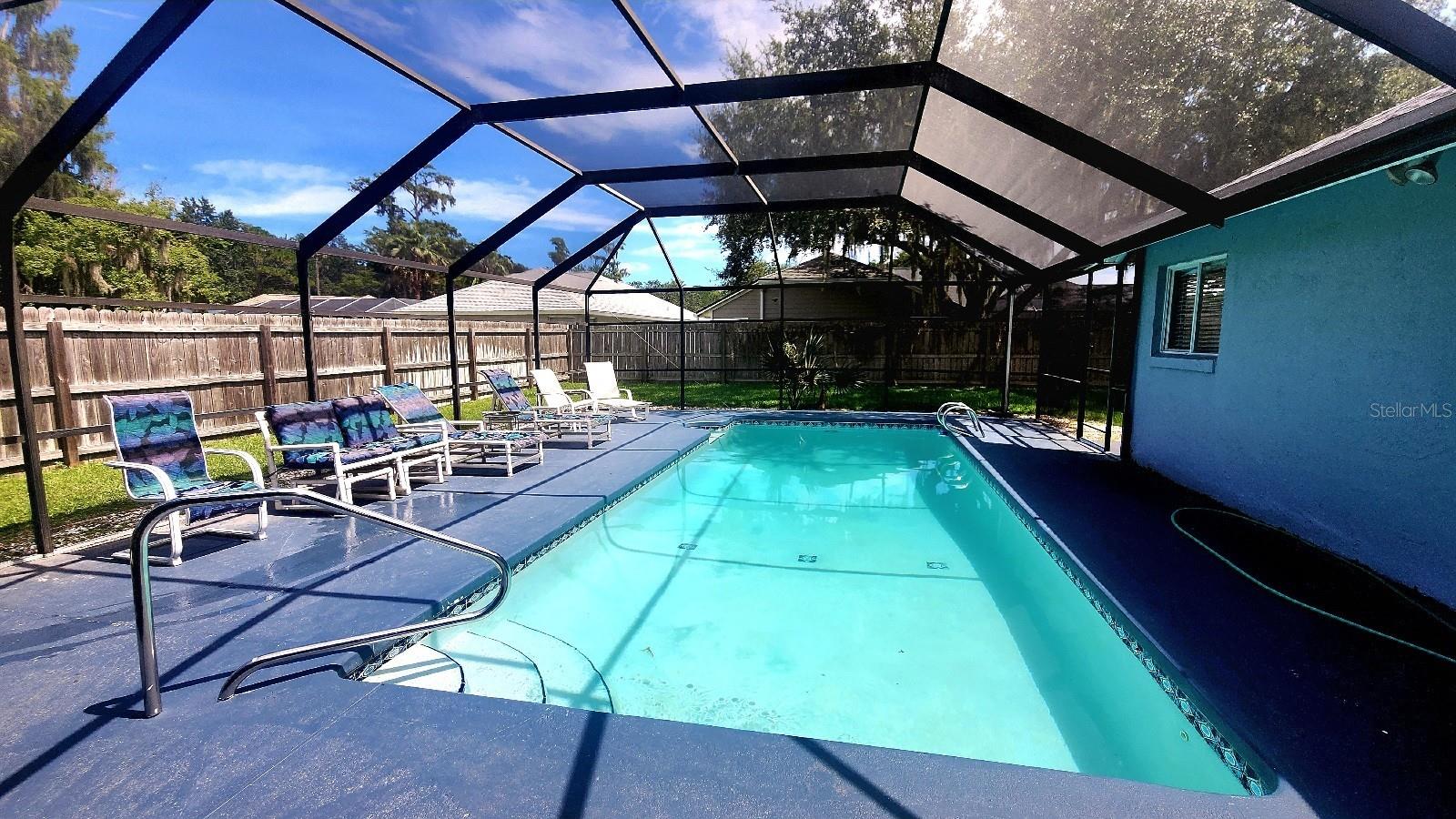 Image 18 of 20 For 10 Blackfoot Court