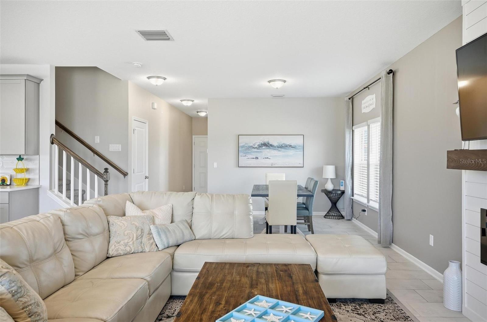 Image 11 of 68 For 128 Night Hawk Lane