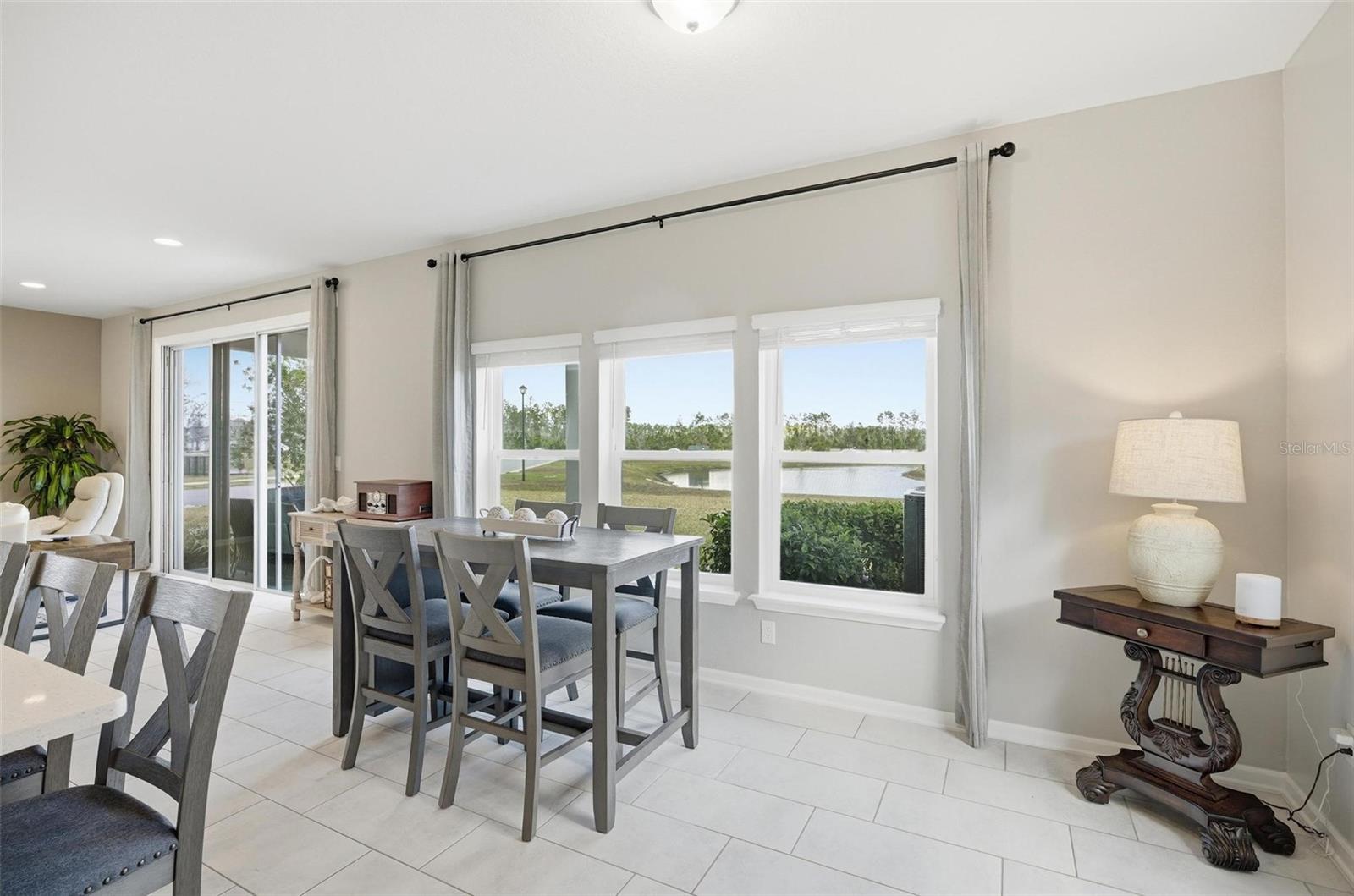 Image 19 of 68 For 128 Night Hawk Lane