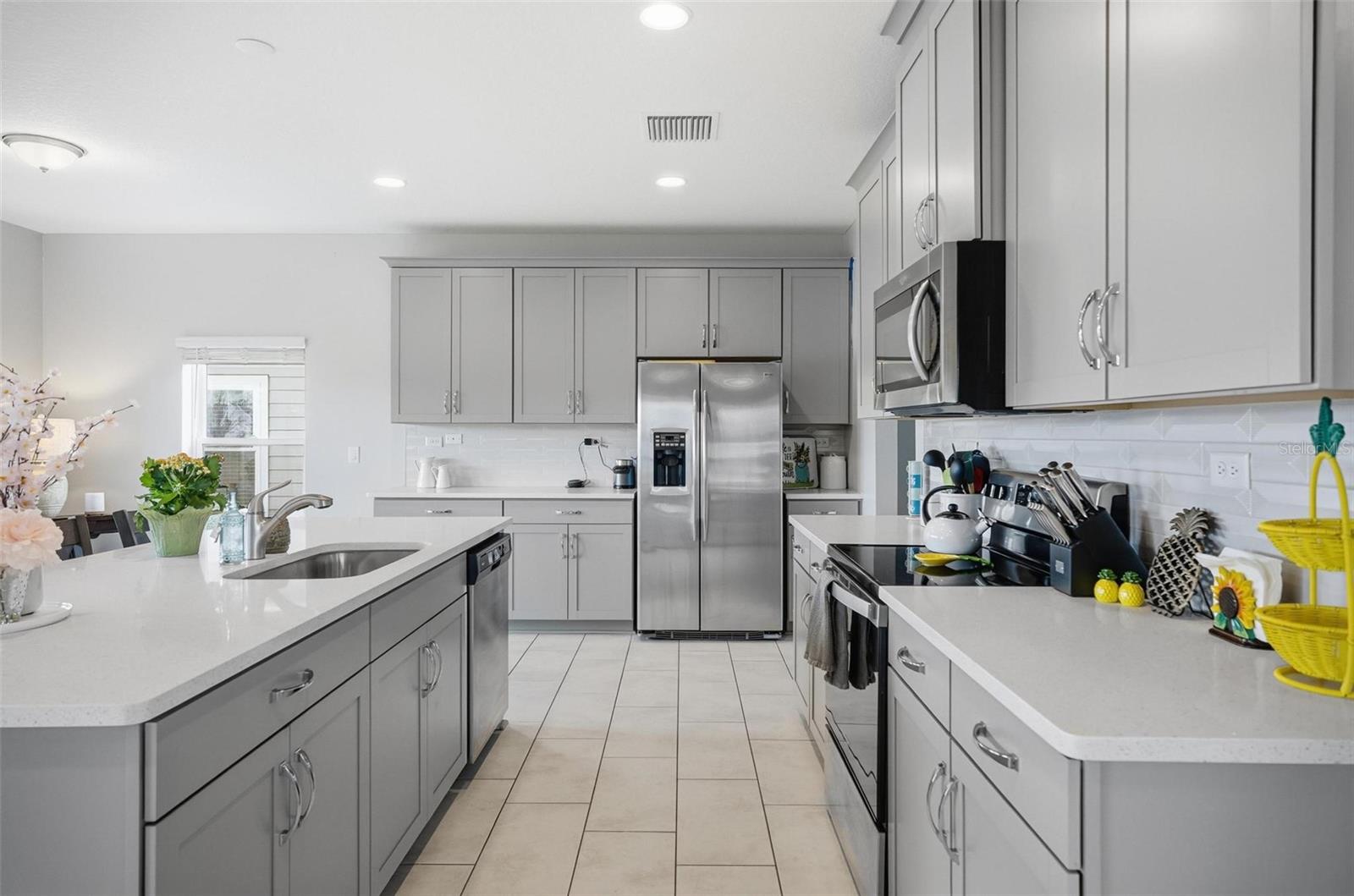 Image 24 of 68 For 128 Night Hawk Lane