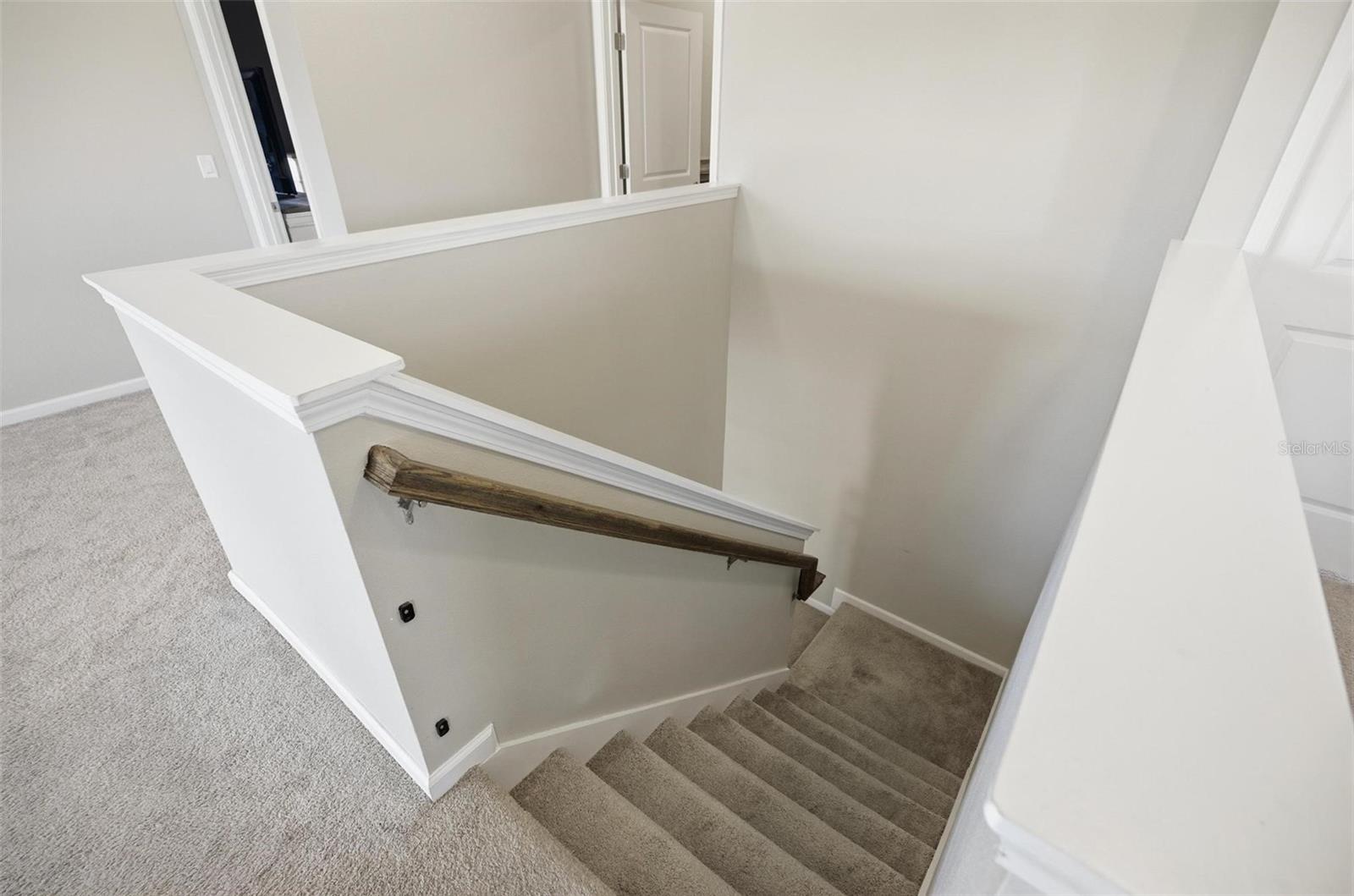 Image 33 of 68 For 128 Night Hawk Lane