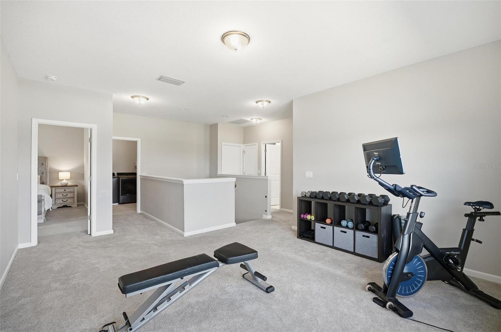 Image 36 of 68 For 128 Night Hawk Lane