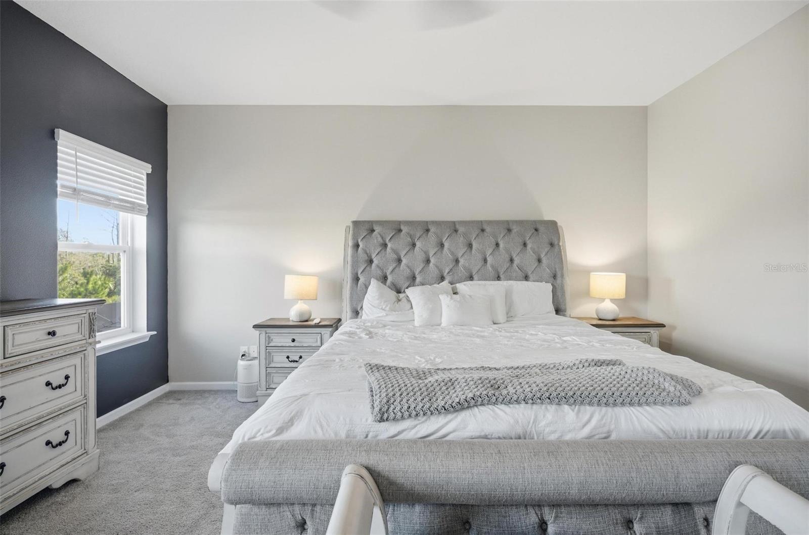 Image 38 of 68 For 128 Night Hawk Lane