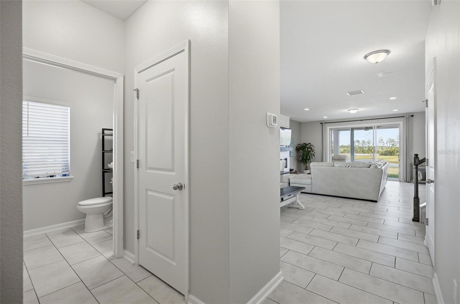 Image 7 of 68 For 128 Night Hawk Lane