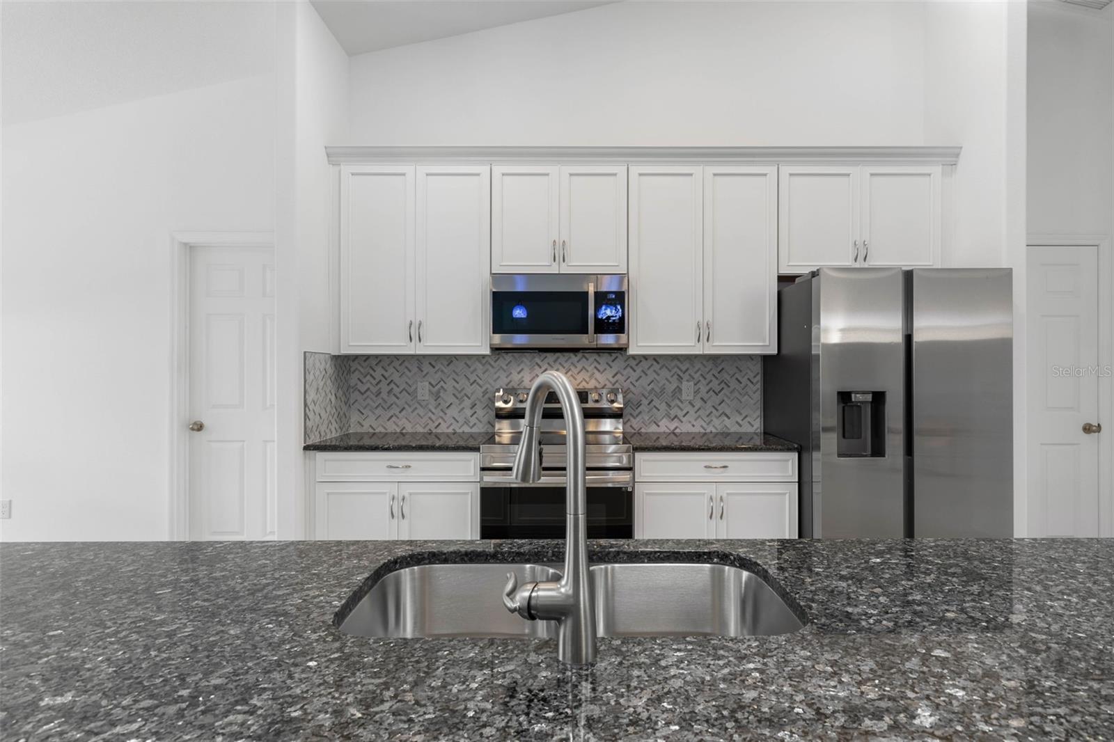 Image 11 of 55 For 11 Randou Place