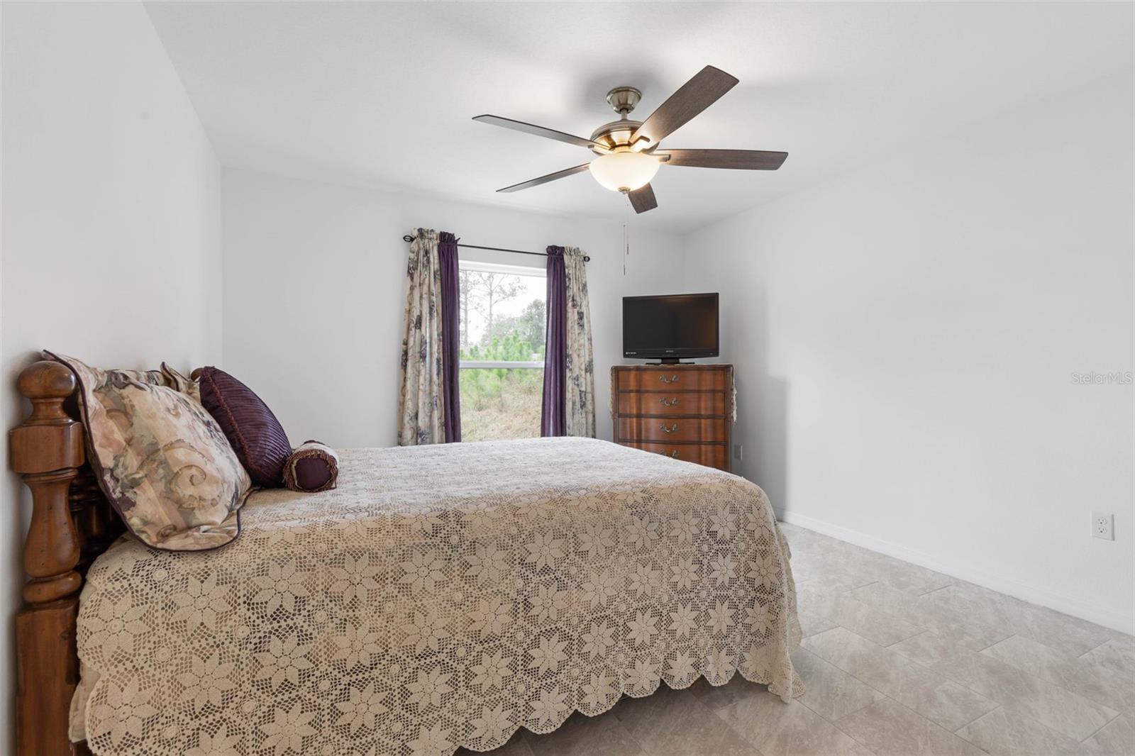 Image 41 of 55 For 11 Randou Place