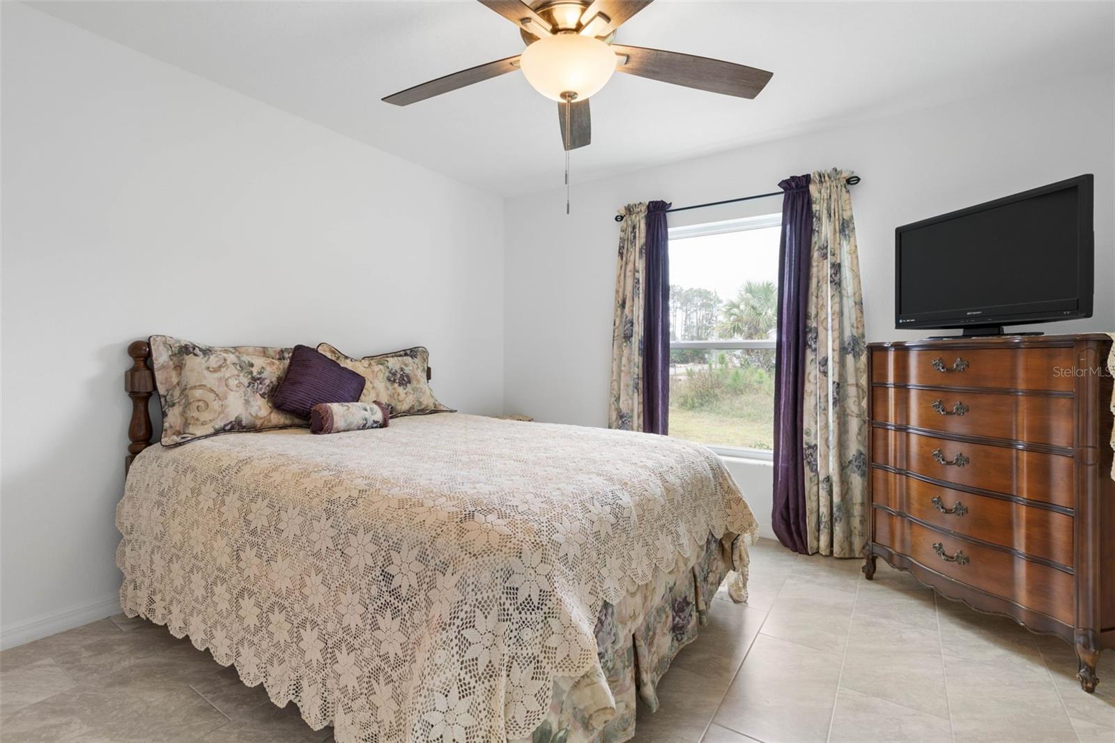 Image 42 of 55 For 11 Randou Place