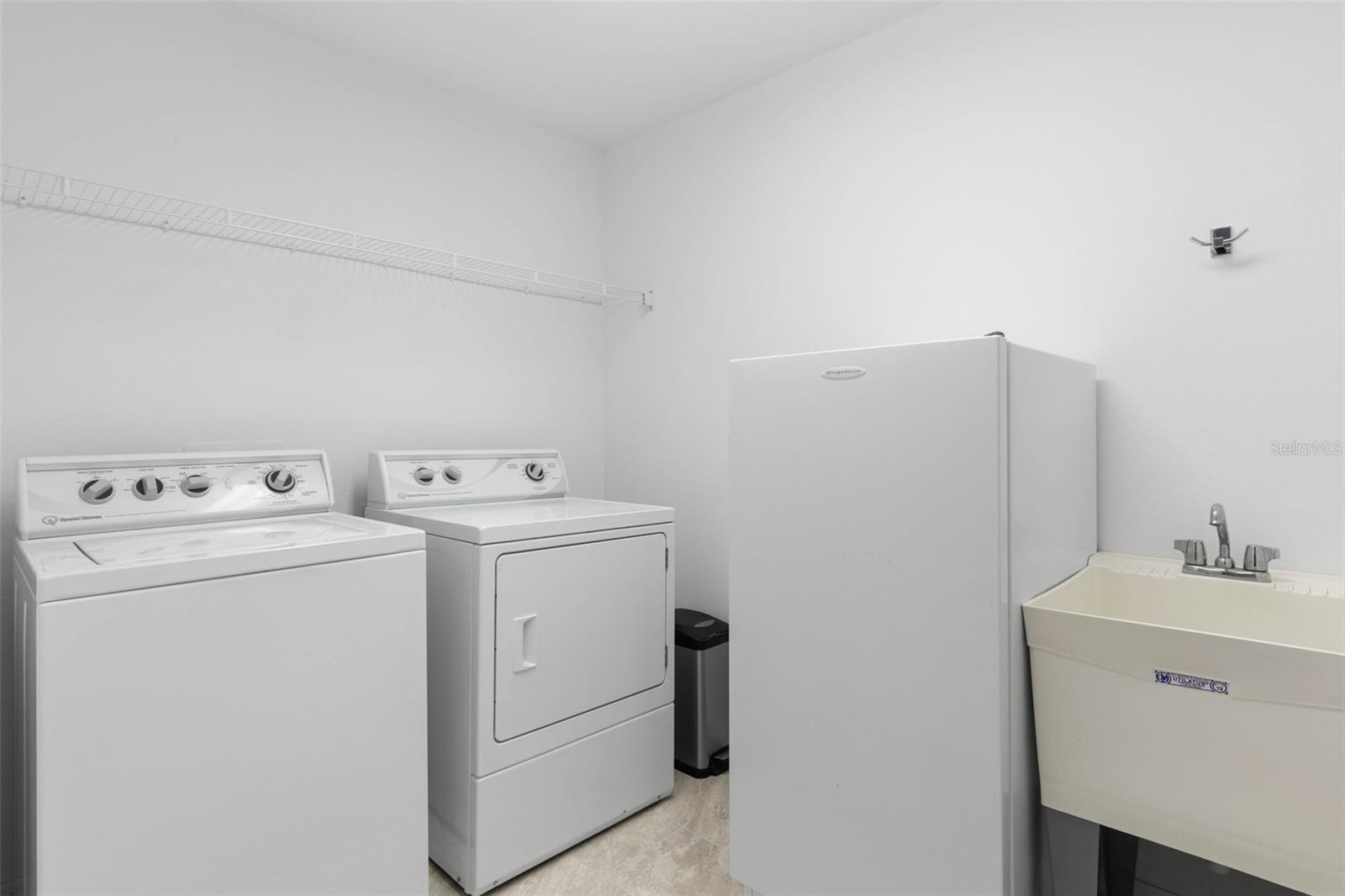 Image 48 of 55 For 11 Randou Place