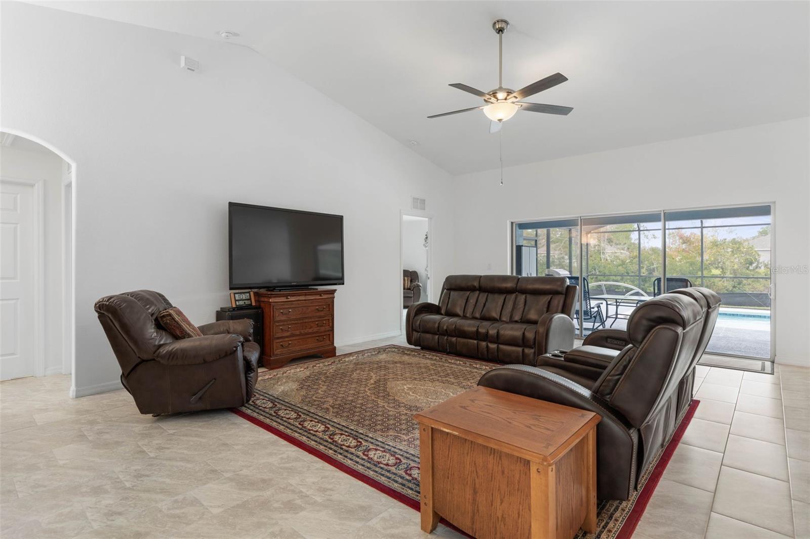 Image 5 of 55 For 11 Randou Place